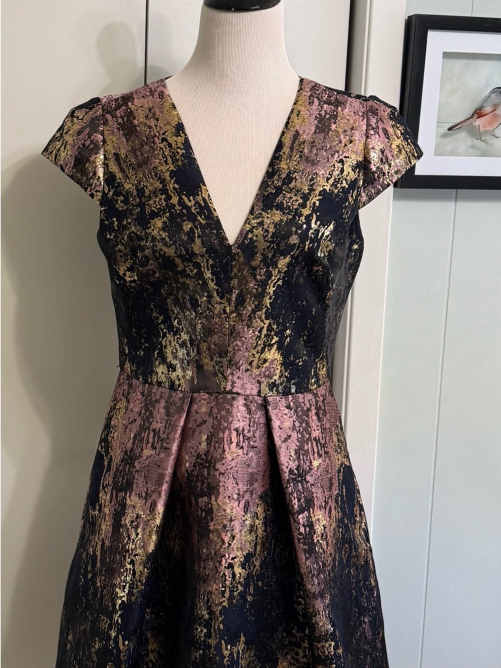 Vince Camuto Black with Rose Gold & Gold Metallic Brocade V-Neck Midi Dress NWOT